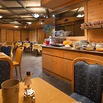 马尔齐亚酒店 酒店